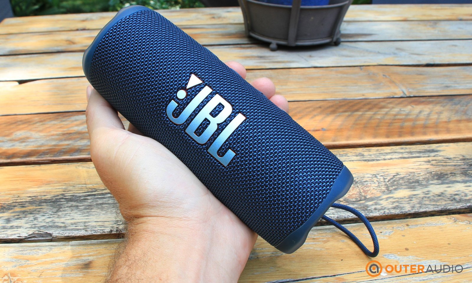 Jbl Charge Vs Flip