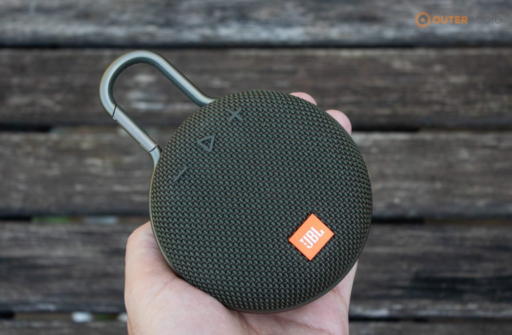 JBL Clip 3 Review: A Speaker For Every Day Enjoyment 1