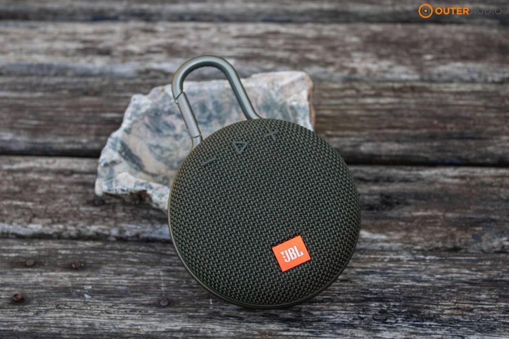 JBL Clip 3 Review: A Speaker For Every Day Enjoyment 4